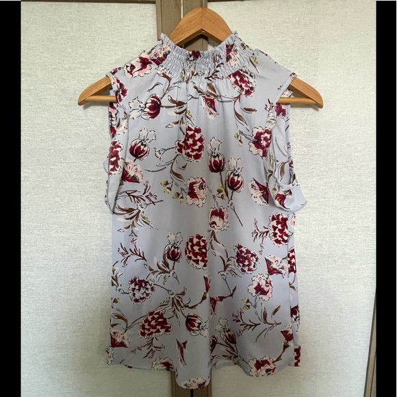 Japna Tops - Japna Smocked Neck, Flutter Sleeveless Floral Top, Size: Small